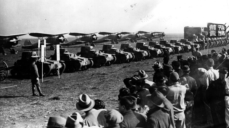 Japanese tanks march into Nanking