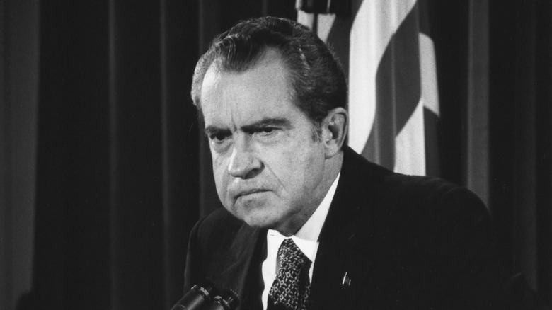 Nixon answers questions during Watergate scandal