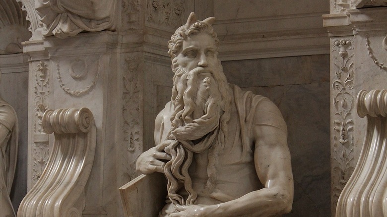 Moses statue Michelangelo
