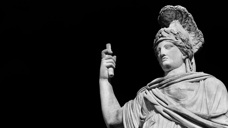 statue Athena black background