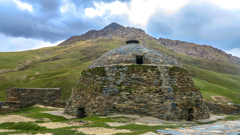 Silk road trading post