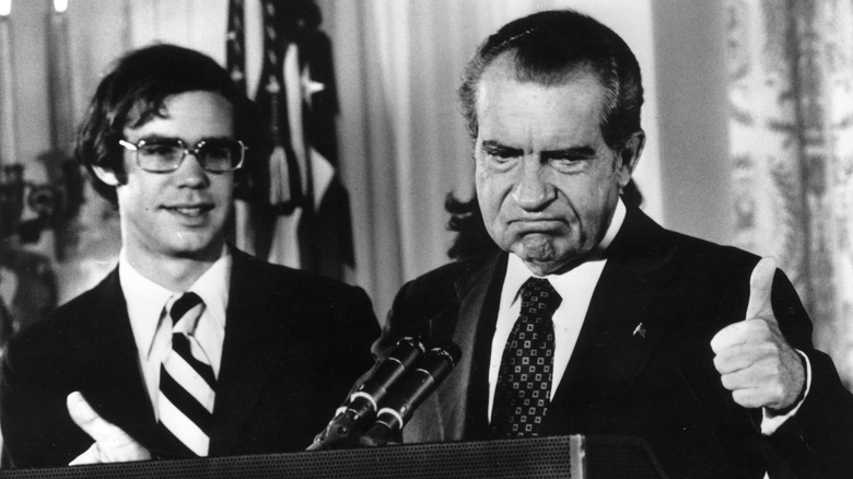 Nixon gives a thumbs-up