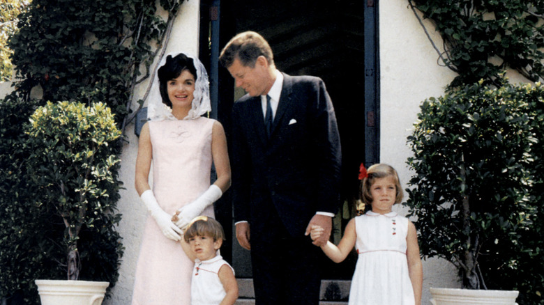 JFK and Jackie Kennedy with their children