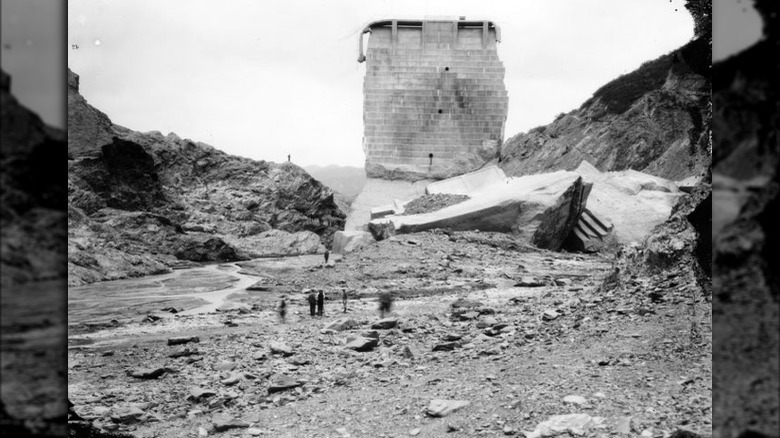 standing section of the st francis dam after collapse
