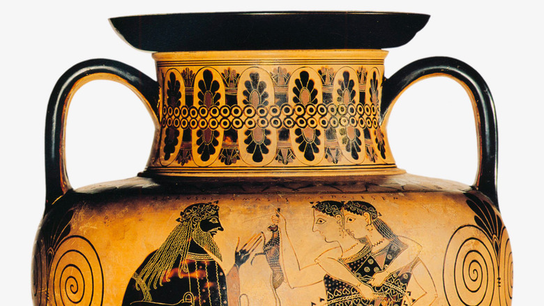 Krater with illustrations of people