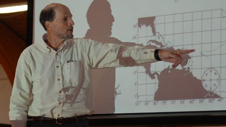 Steven Callahan pointing at map