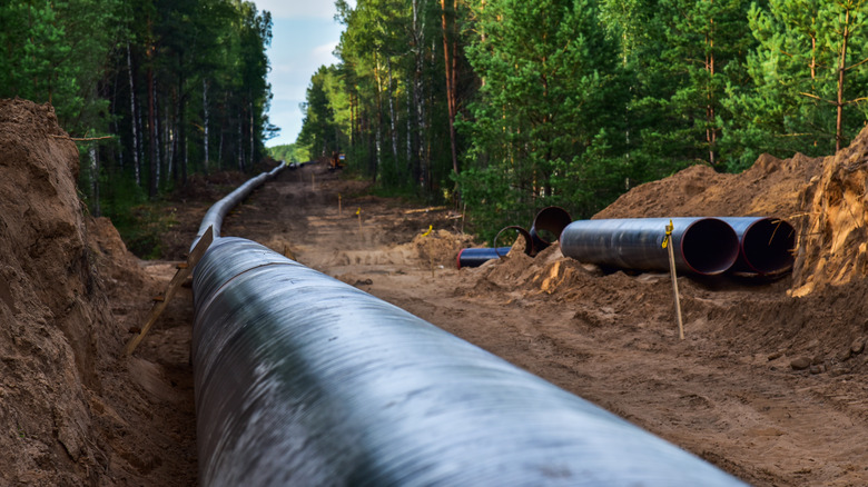 Natural gas pipeline