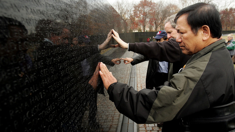 vietnam memorial veterans