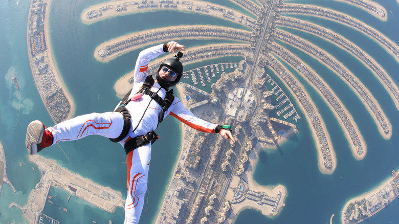 Freefaller in Dubai