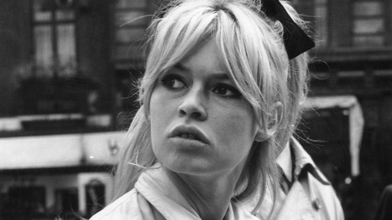Brigitte Bardot looking at something