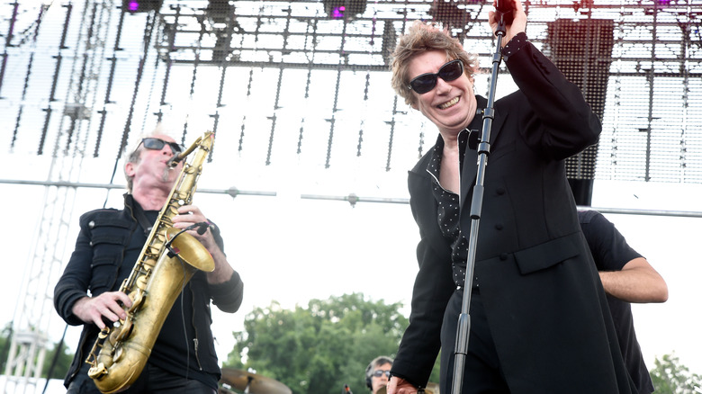 Mars Williams and Richard Butler performing
