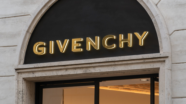 Givenchy showroom entrance