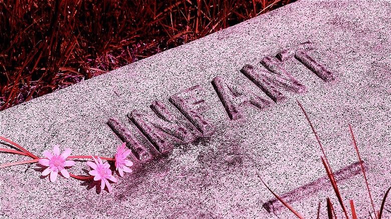 Infant headstone