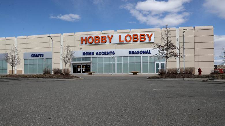 Hobby Lobby storefront