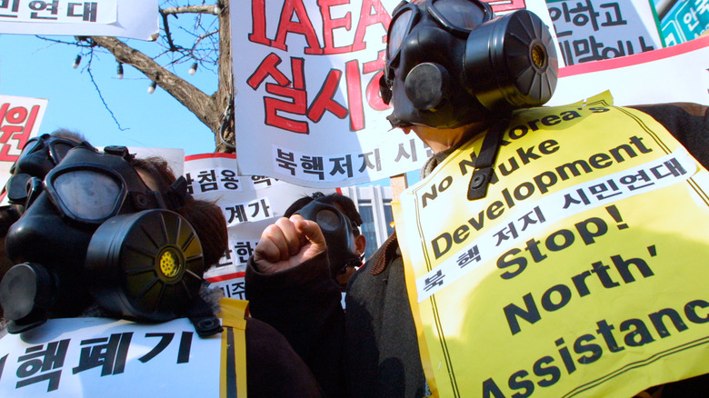 South Koreans protesting in 2003