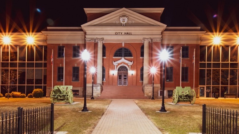 Wetaskiwin, Alberta, City Hall