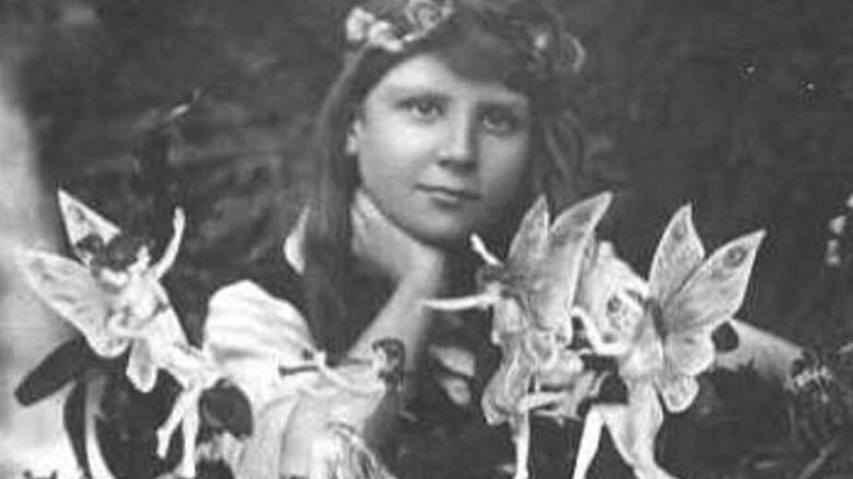 Cottingley fairies hoax photograph