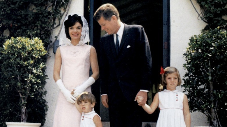 John F. Kennedy, Jackie Kennedy with children
