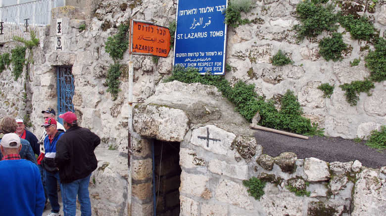 tomb of lazarus in bethany