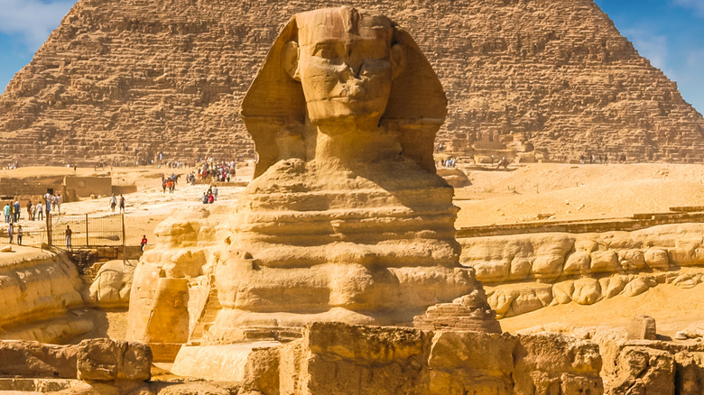 Anterior view of the great Sphinx