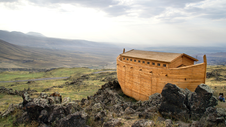 depiction of noah's ark