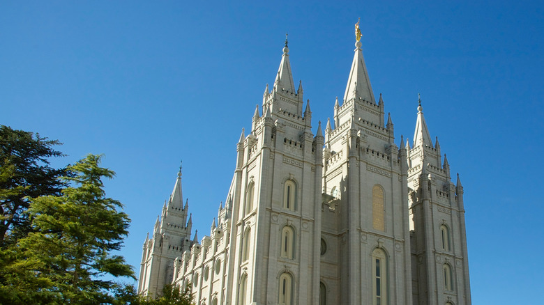 LDS mormon temple