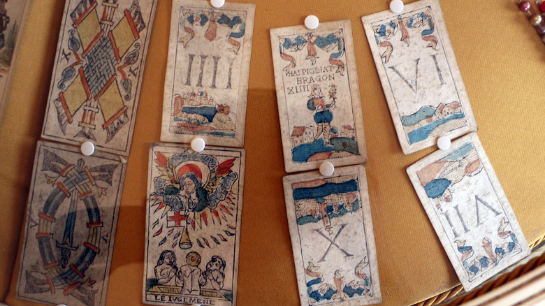 Early reproduction tarot cards
