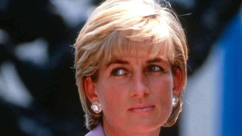 Princess Diana looking right