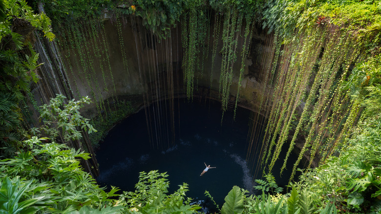 Ik Kil cenote