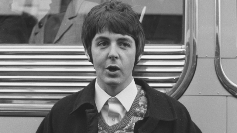 Paul McCartney posing