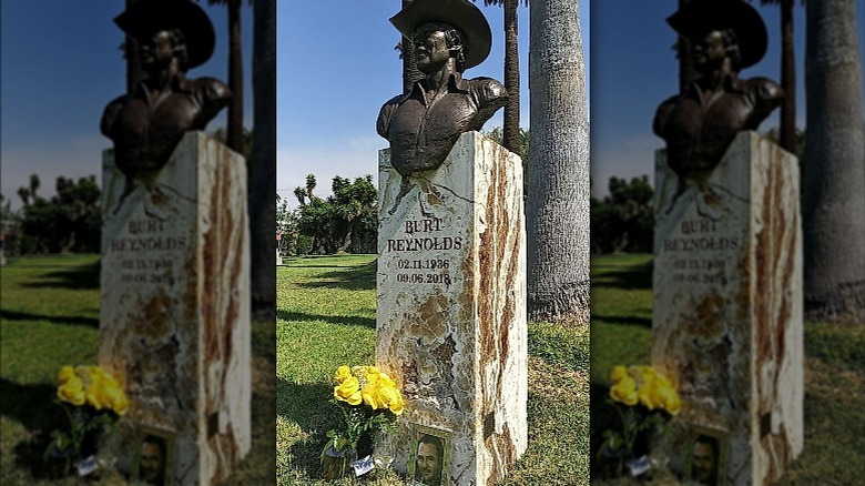 Burt Reynolds' grave