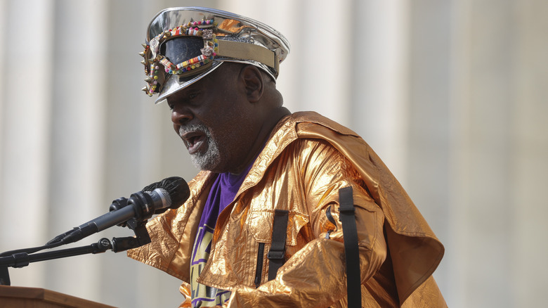 george clinton addressing a microphone