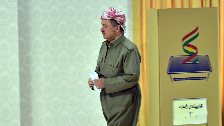 Barzani voting in election